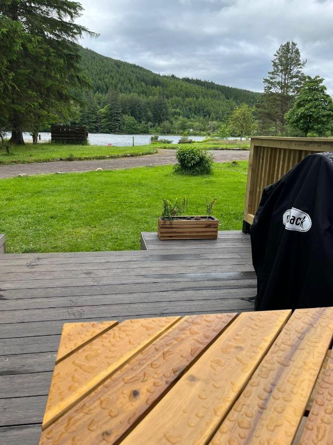 Bonnie Lodge-Lochside Location With Hot Tub Invergarry Exteriér fotografie