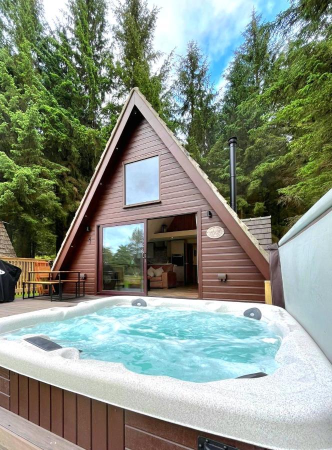 Bonnie Lodge-Lochside Location With Hot Tub Invergarry Exteriér fotografie